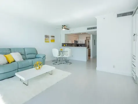 2501 S Ocean Drive Hollywood FL 33019