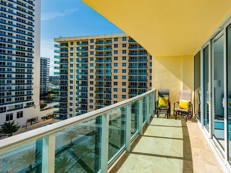 2501 S Ocean Drive Hollywood FL 33019
