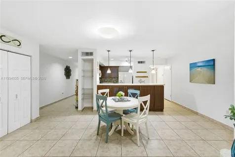 6358 Milk Wagon Lane Miami Lakes FL 33014