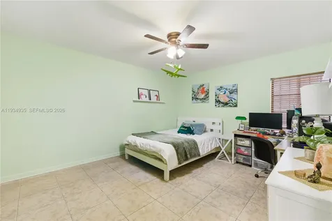 6358 Milk Wagon Lane Miami Lakes FL 33014