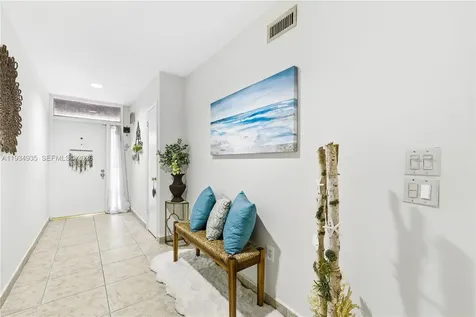6358 Milk Wagon Lane Miami Lakes FL 33014
