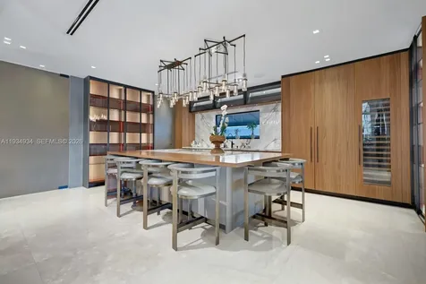 176 S Hibiscus Drive Miami Beach FL 33139
