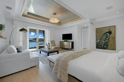 176 S Hibiscus Drive Miami Beach FL 33139