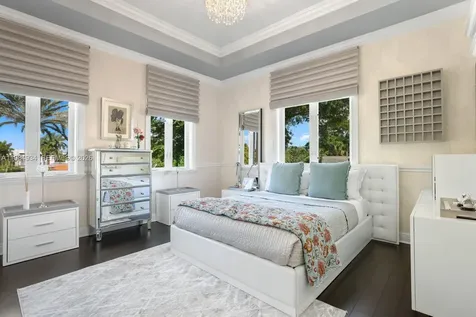 176 S Hibiscus Drive Miami Beach FL 33139