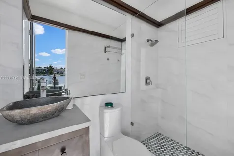 176 S Hibiscus Drive Miami Beach FL 33139