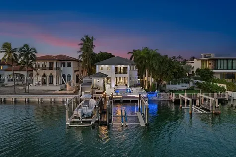176 S Hibiscus Drive Miami Beach FL 33139
