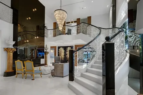 176 S Hibiscus Drive Miami Beach FL 33139
