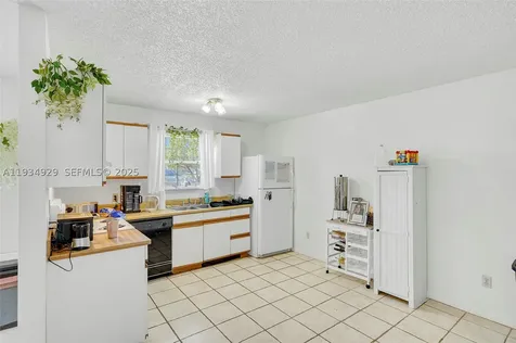 1845 Old Moultrie St Augustine FL 32084