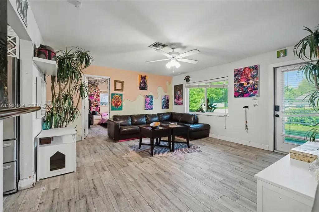 2864 SW 16th Street Fort Lauderdale FL 33312