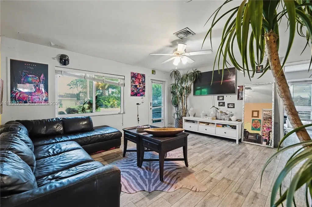 2864 SW 16th Street Fort Lauderdale FL 33312