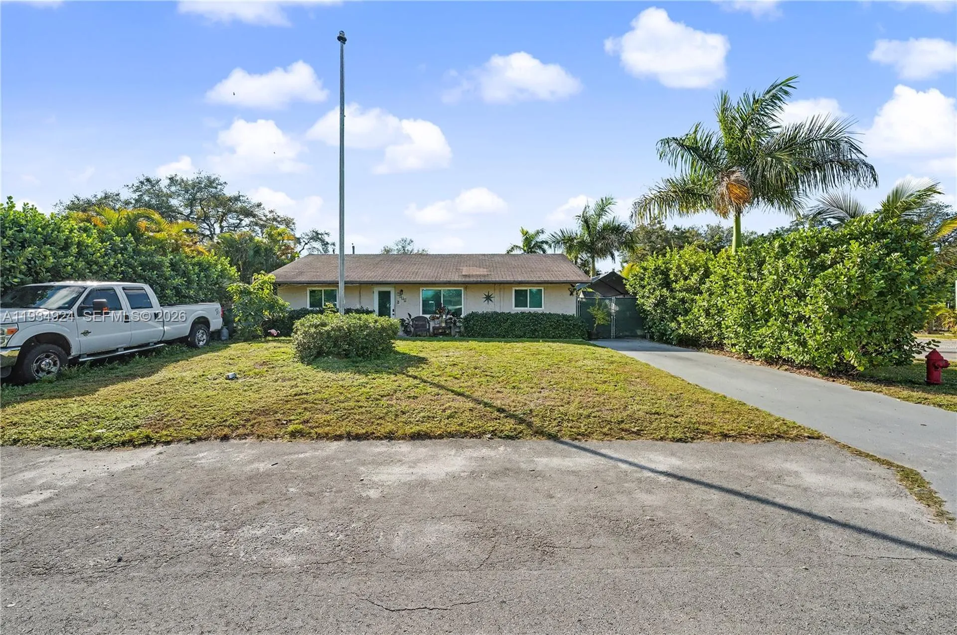 2864 SW 16th Street Fort Lauderdale FL 33312