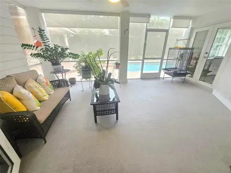 16422 NW 83rd Place Miami Lakes FL 33016