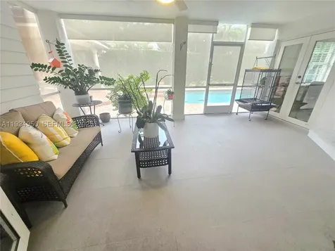 16422 NW 83rd Place Miami Lakes FL 33016