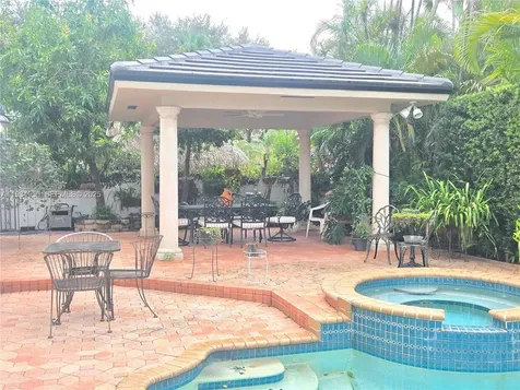 16422 NW 83rd Place Miami Lakes FL 33016