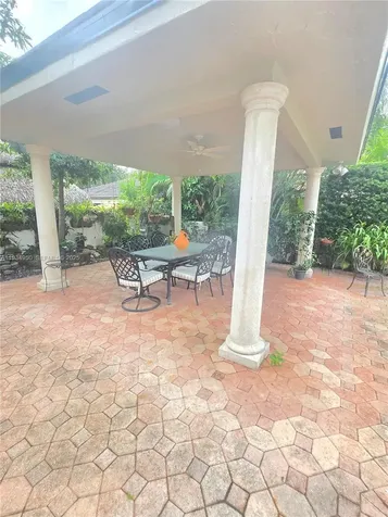 16422 NW 83rd Place Miami Lakes FL 33016