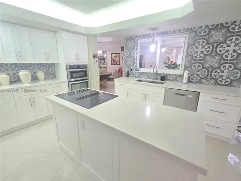16422 NW 83rd Place Miami Lakes FL 33016