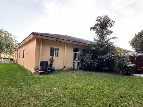 1236 NE 32nd Avenue Homestead FL 33033