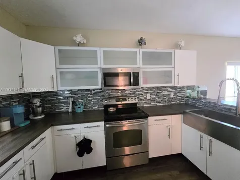 1236 NE 32nd Avenue Homestead FL 33033