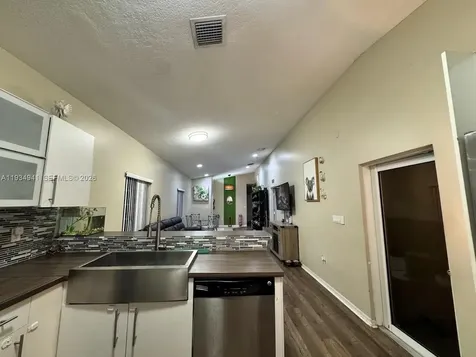1236 NE 32nd Avenue Homestead FL 33033