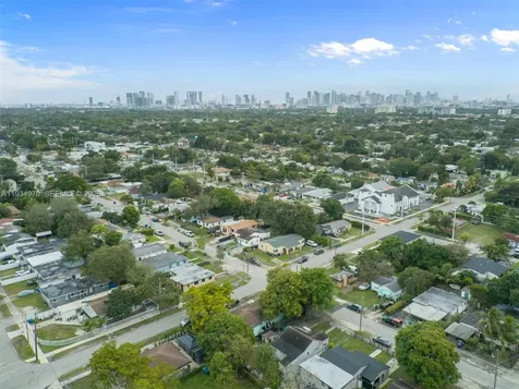 1911 NW 52nd Street Miami FL 33142