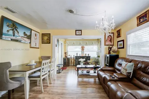 1911 NW 52nd Street Miami FL 33142