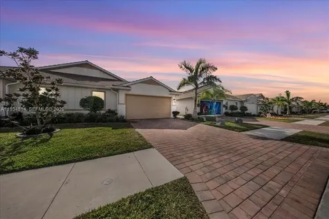 1074 Enbrook Loop Naples FL 34114
