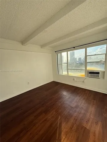 800 Washington Avenue Miami Beach FL 33139