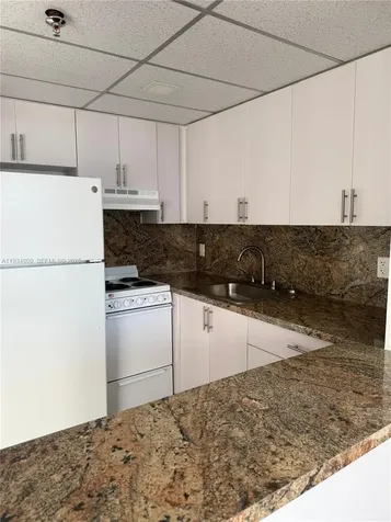 800 Washington Avenue Miami Beach FL 33139