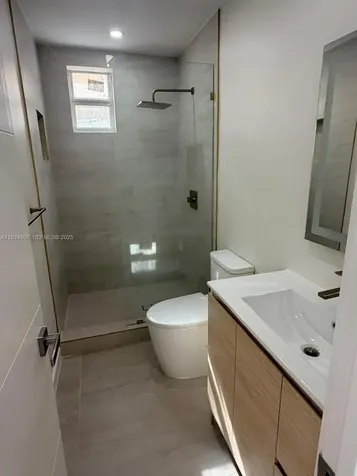 2436 SW 7th Street Miami FL 33135