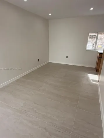 2436 SW 7th Street Miami FL 33135