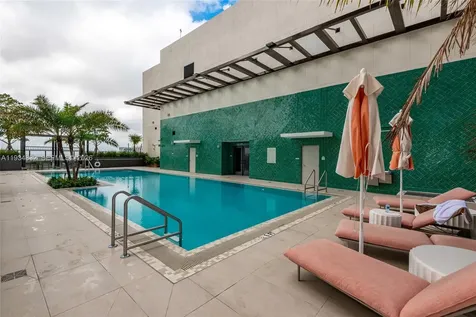 11 NE 6 Street Miami FL 33132