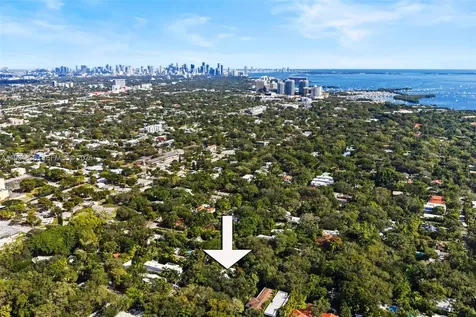 3972 Loquat Avenue Miami FL 33133
