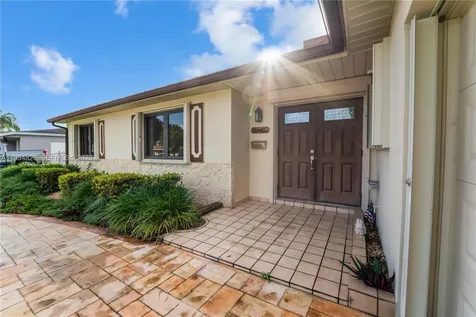9660 SW 105th Avenue Miami FL 33176