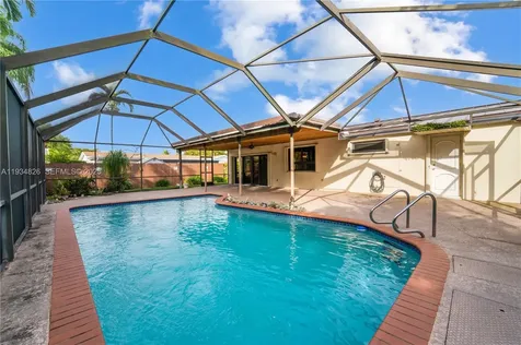 9660 SW 105th Avenue Miami FL 33176