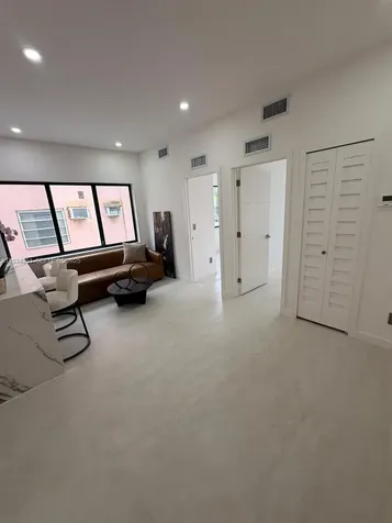 2436 SW 7th Street Miami FL 33135