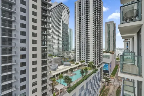 11 NE 6th Miami FL 33132