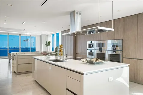 18501 Collins Avenue Sunny Isles Beach FL 33160