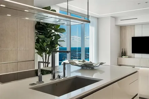 18501 Collins Avenue Sunny Isles Beach FL 33160