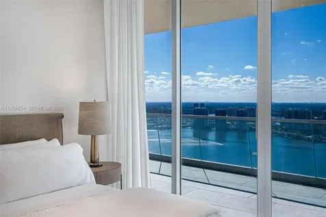 18501 Collins Avenue Sunny Isles Beach FL 33160