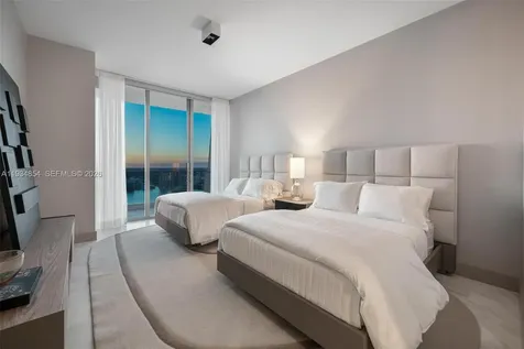 18501 Collins Avenue Sunny Isles Beach FL 33160