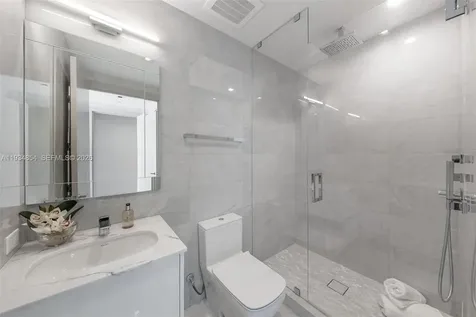 18501 Collins Avenue Sunny Isles Beach FL 33160
