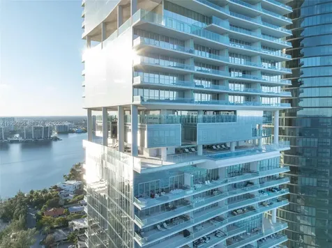 18501 Collins Avenue Sunny Isles Beach FL 33160
