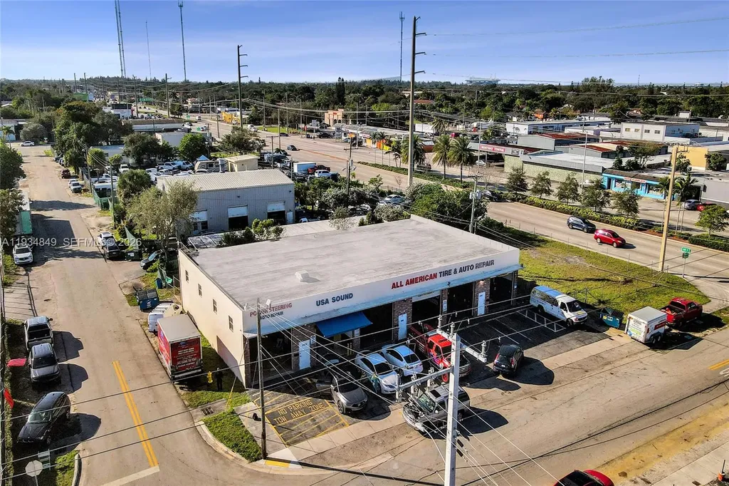 5960 SW 23rd Street West Park FL 33023
