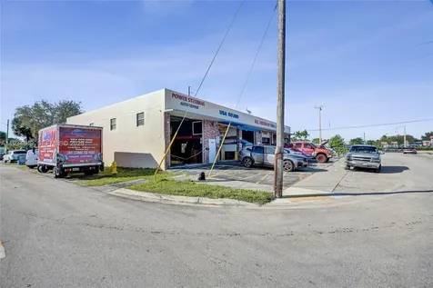 5960 SW 23rd Street West Park FL 33023