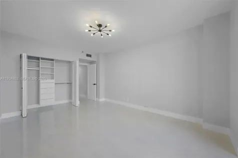 20281 E Country Club Drive Aventura FL 33180