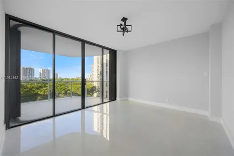 20281 E Country Club Drive Aventura FL 33180