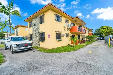 47 NW 47th Avenue Miami FL 33126