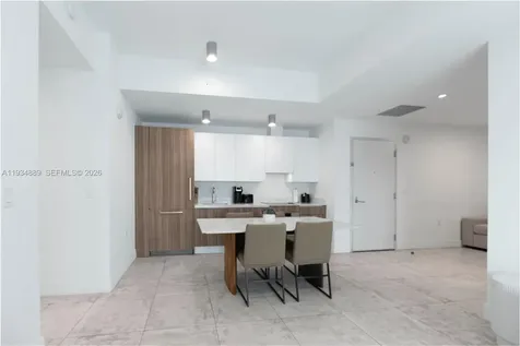 239 SW 9th Street Miami FL 33130