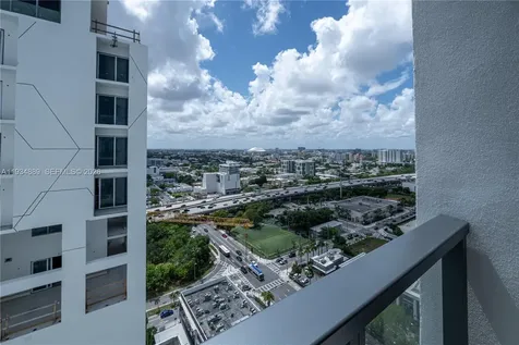 239 SW 9th Street Miami FL 33130