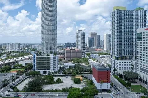 239 SW 9th Street Miami FL 33130